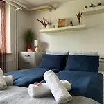 Cozy In - Free Parking